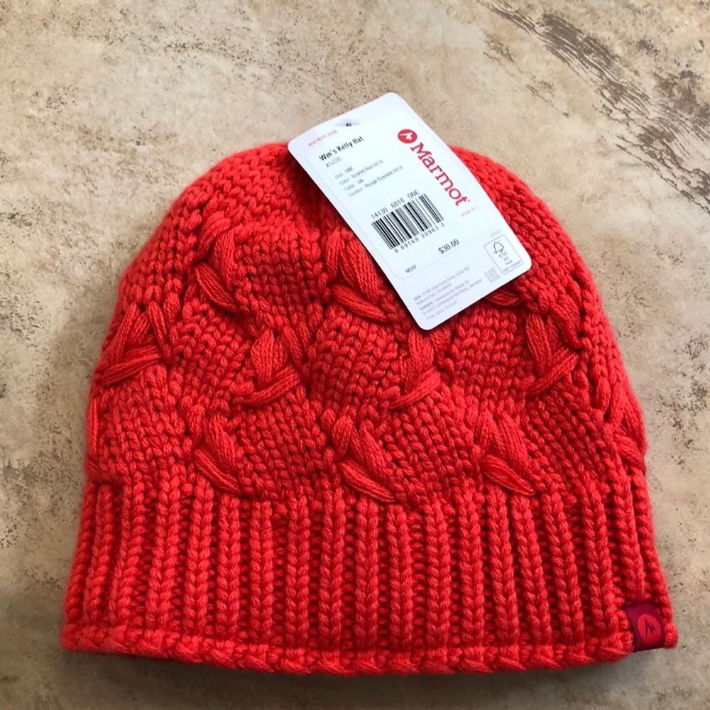 Women’s marmot Kelly beanie